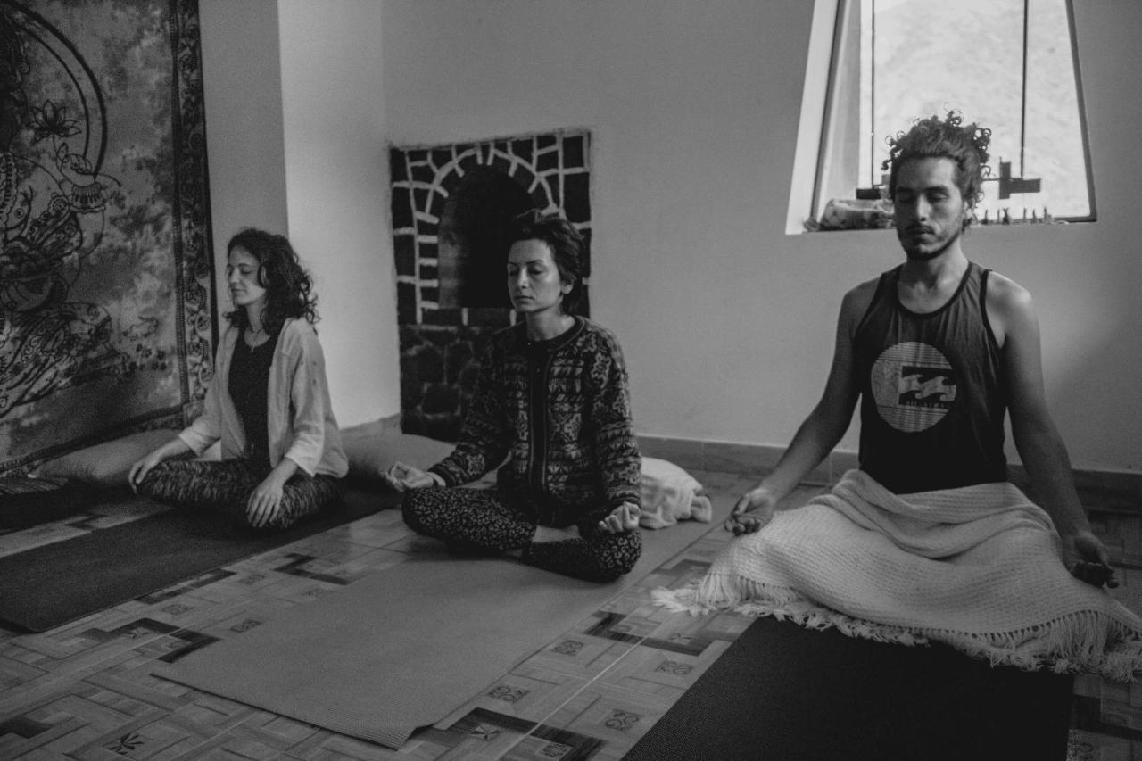Hatha Art Yoga Писак Экстерьер фото